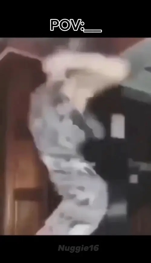 Mädchen tanzt😁