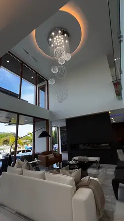Divulgação house