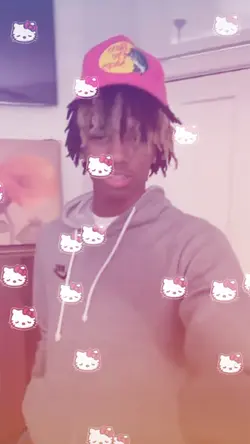 helo kitty boomerang