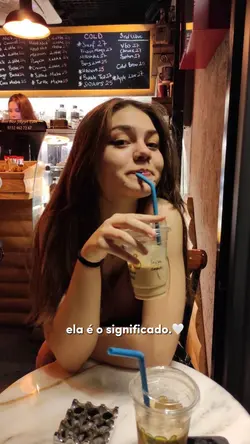 ela é o significado 