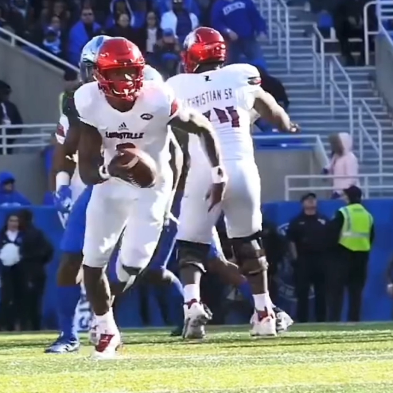 Free Lamar Jackson e