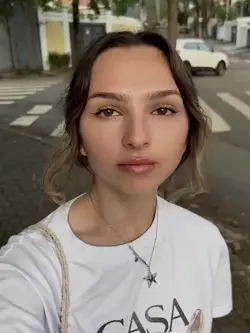 white tee
