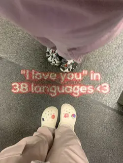 <3