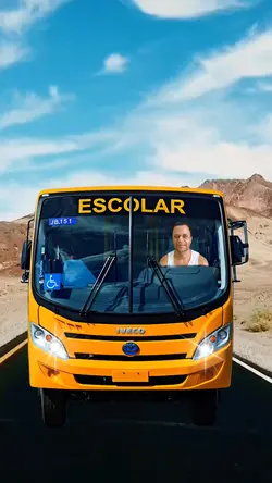 Ônibus escolar