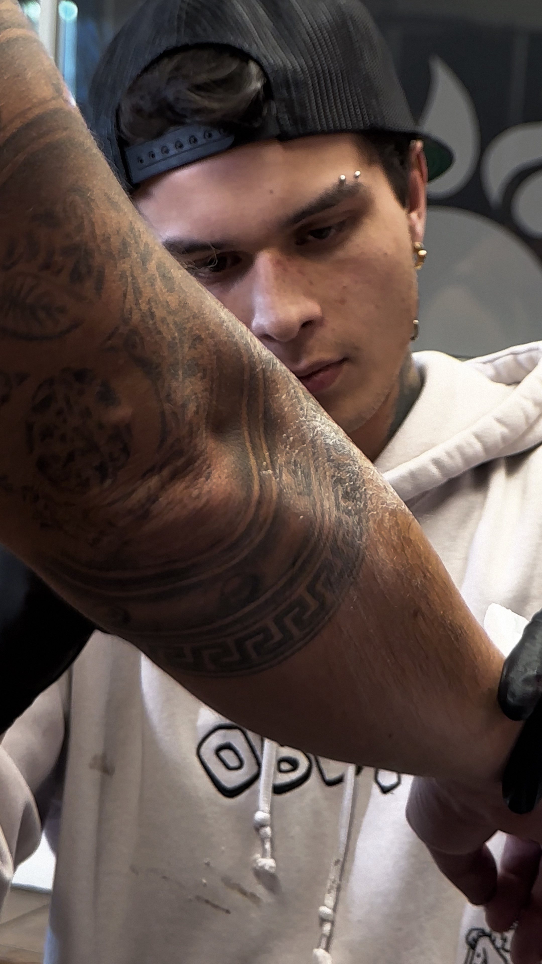 Artista del tatuaje 