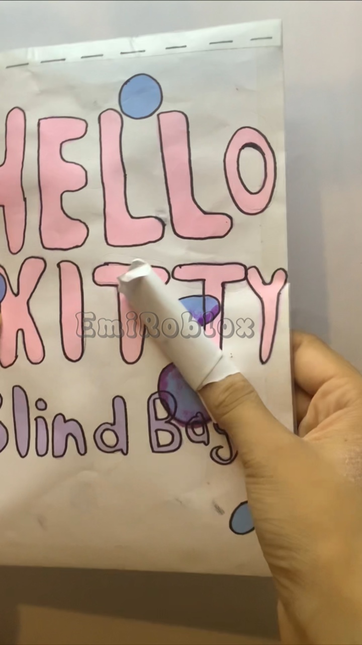 asmr hello kitty bag