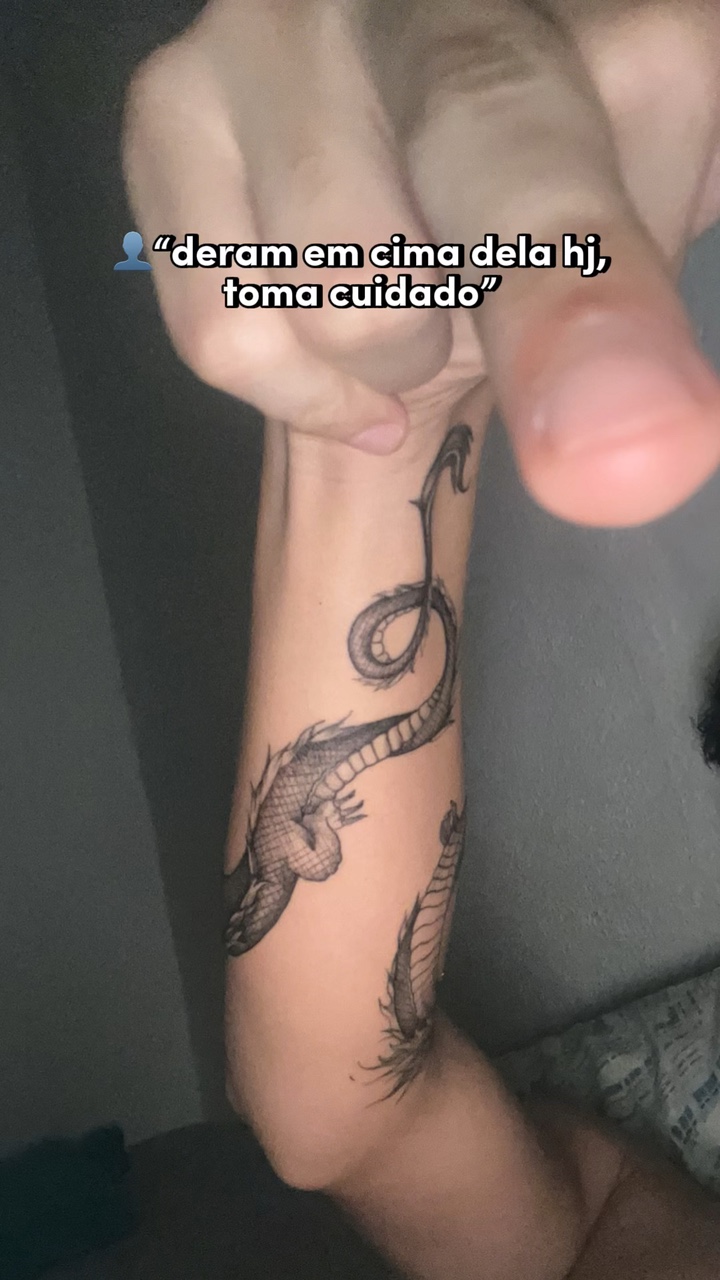 DERAM EM CIMA DELA🙀