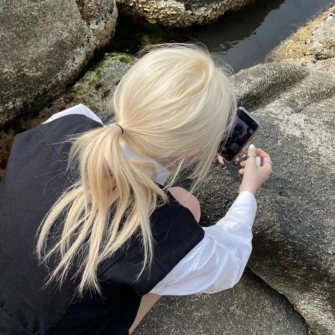 ── συνιυ ℓυα ?