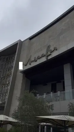 restaurant vibes🤍