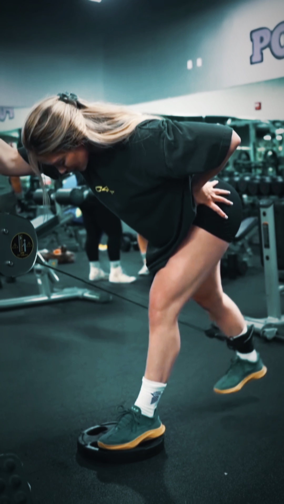 4 [SUPER GYM EDIT]