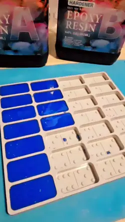 dominos