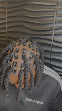 Shake yo dreadsssv