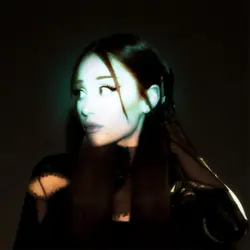 ARIANA GRANDE PFP