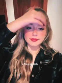 A loira tá no toque 