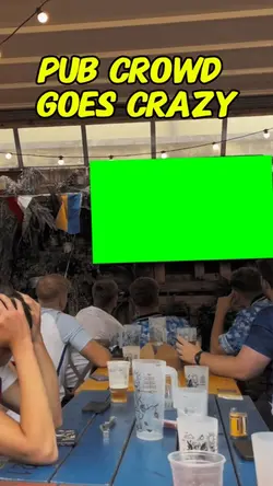 Pub Crowds Goes Craz