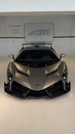 LAMBORGHINI 