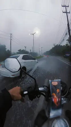 Chuva e Moto=Paz