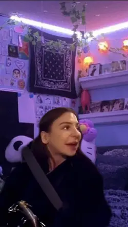 Red bag, makeup meme