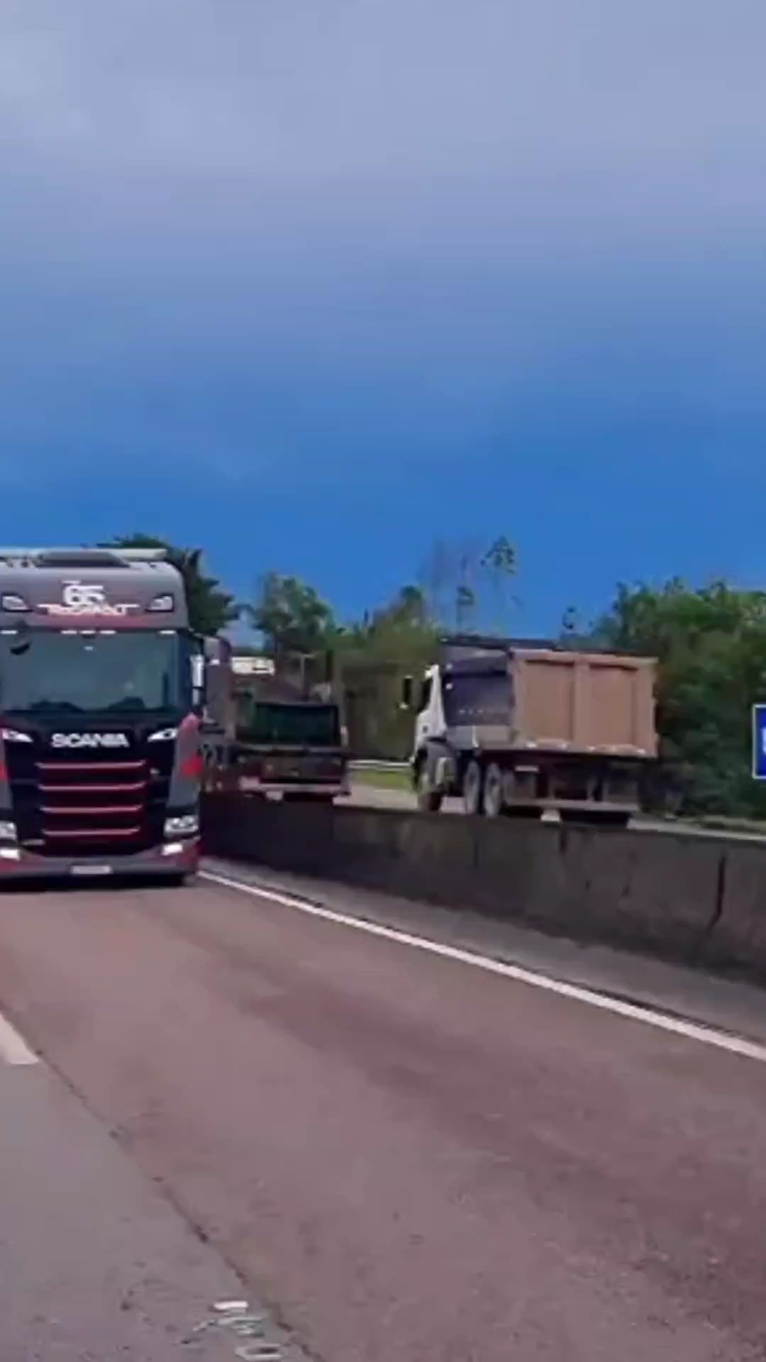 POETA D CAMINHONEIRO