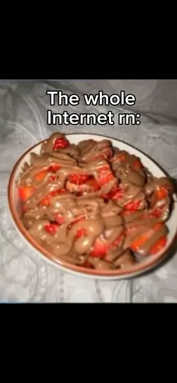 Strawberries 🪤👑