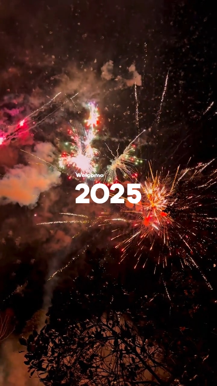 selamat datang tahun 2025