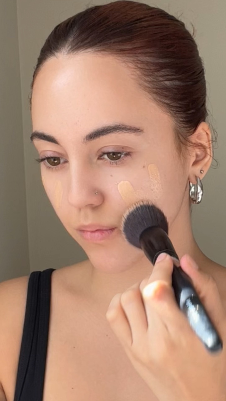 MAKE-UP-TREND 