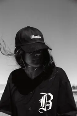 تو زنده گیم جاش خالی