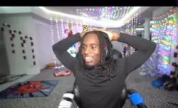 His reaction bro 😭