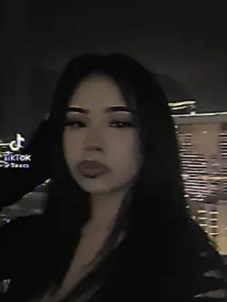 She ❤️s the attention