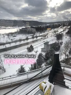 Freaky positions 😹😻