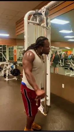 Tricep get with it💪🏾😱
