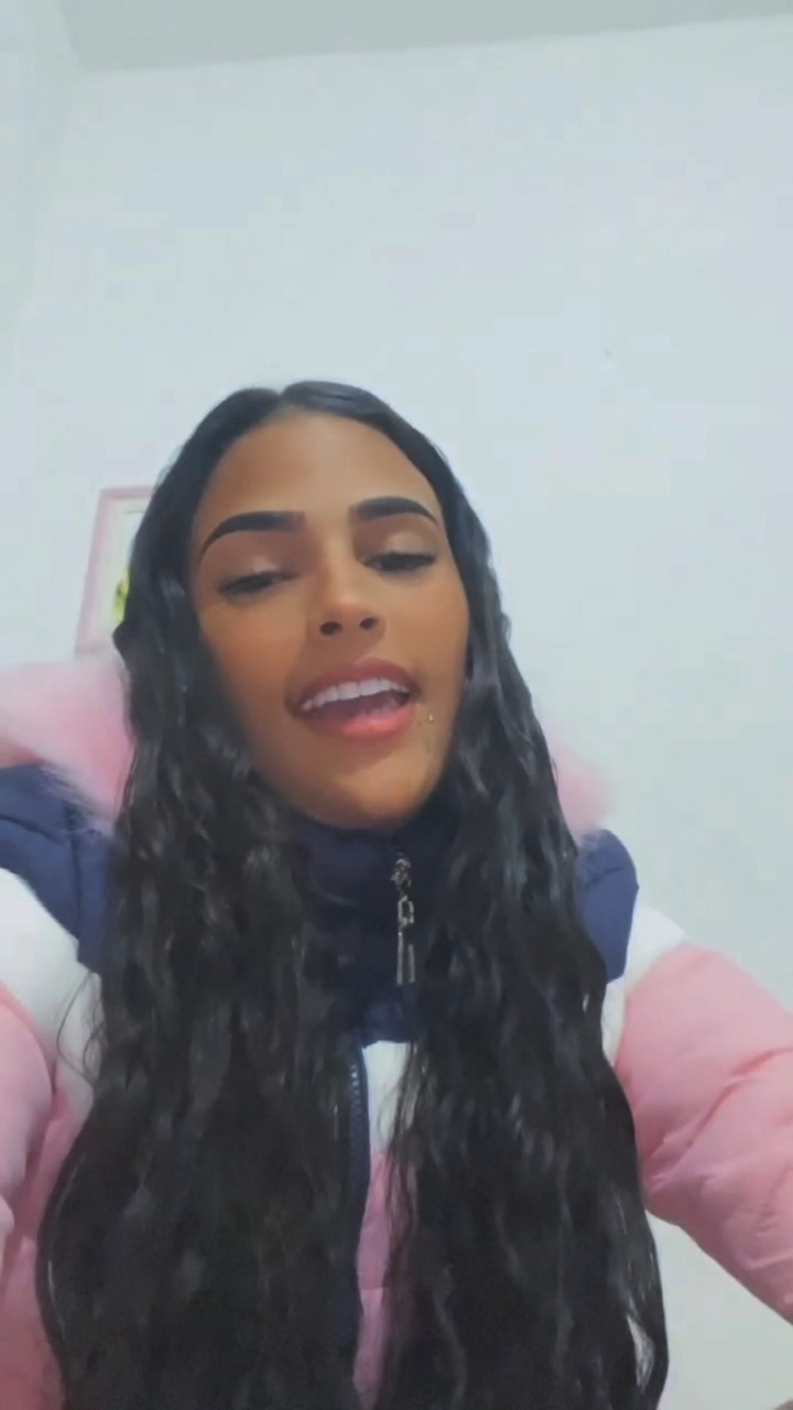 Que ela é diferente.