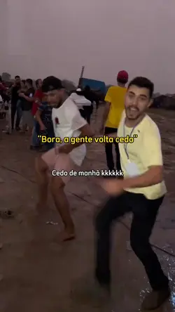 Cedo de manhã kkkkkk
