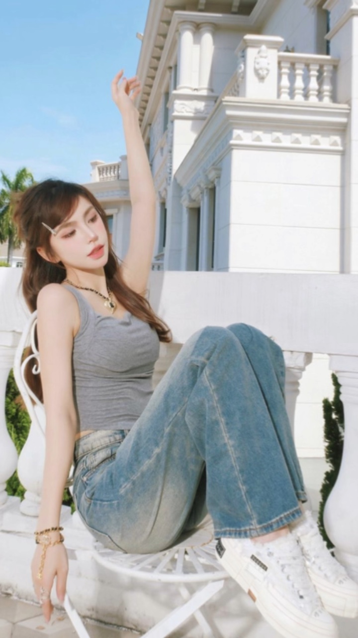Today is a cool girl