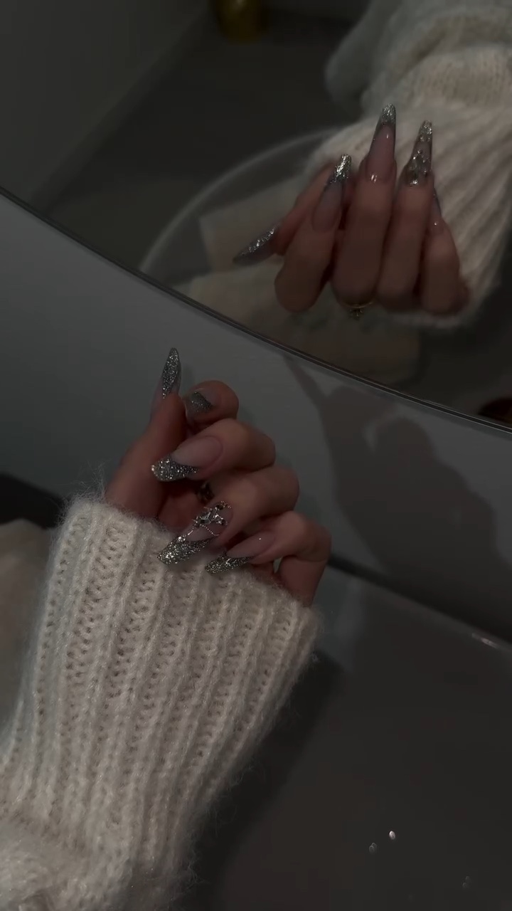 NAILS ART 