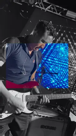 Tocando guitarra 