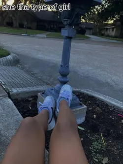 that type of girl😔