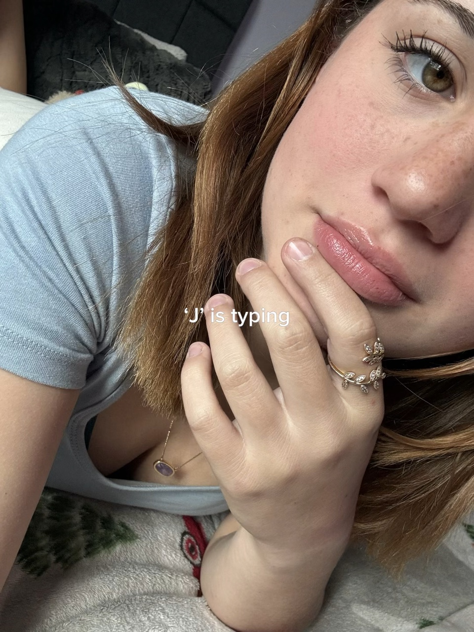 M🤭