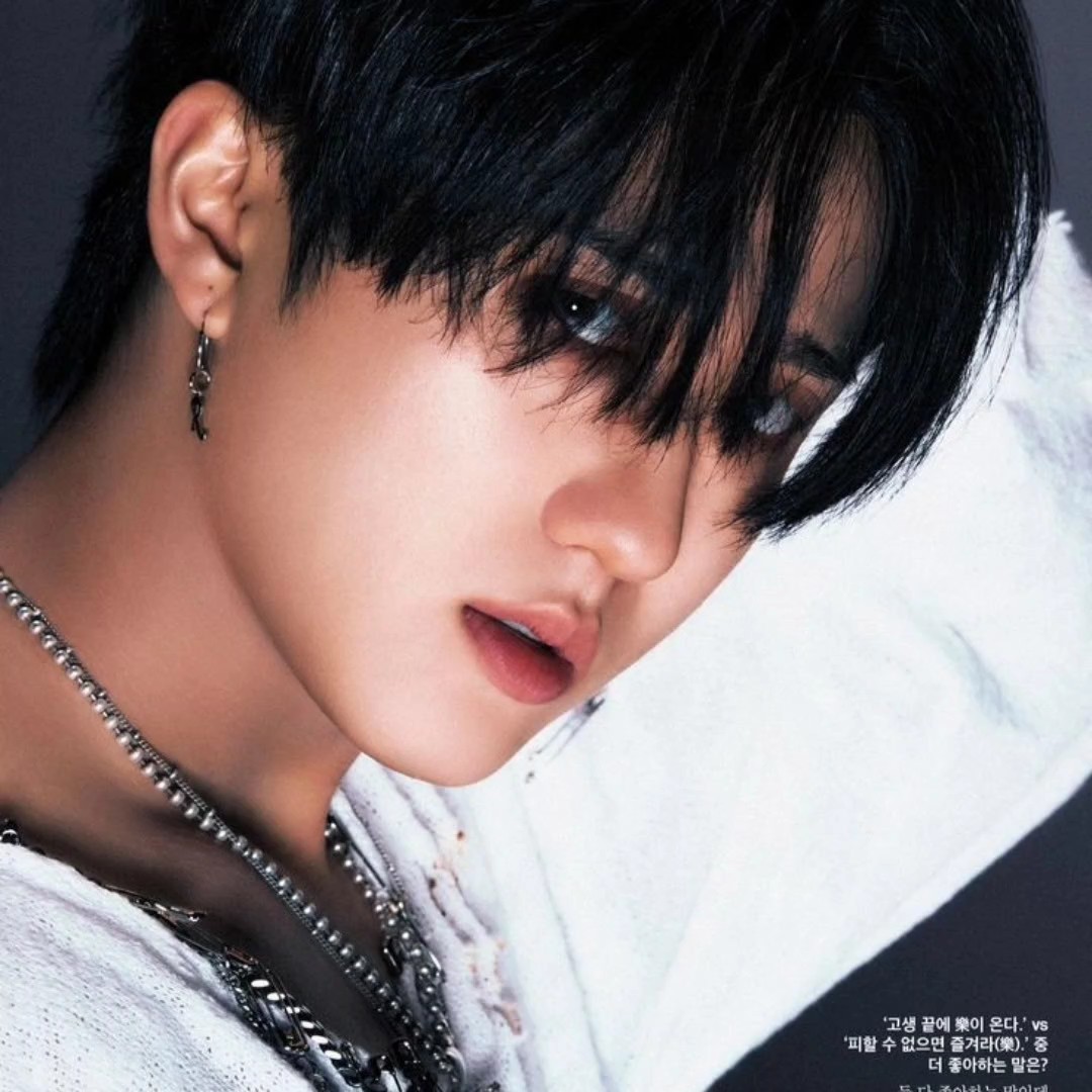 white tees edit