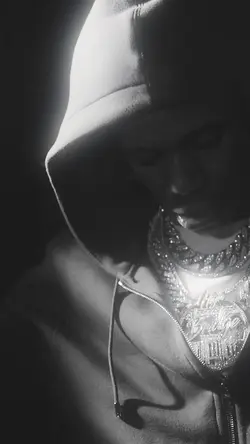 Bitch I’m Drownin’🌊