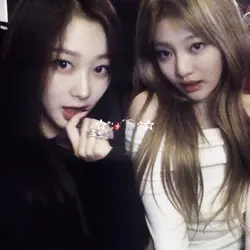 duo/couple selfies 👯‍♀️