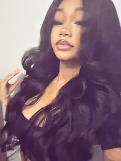 Girls need love 💓💓