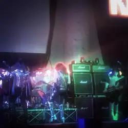 Kiss Alive