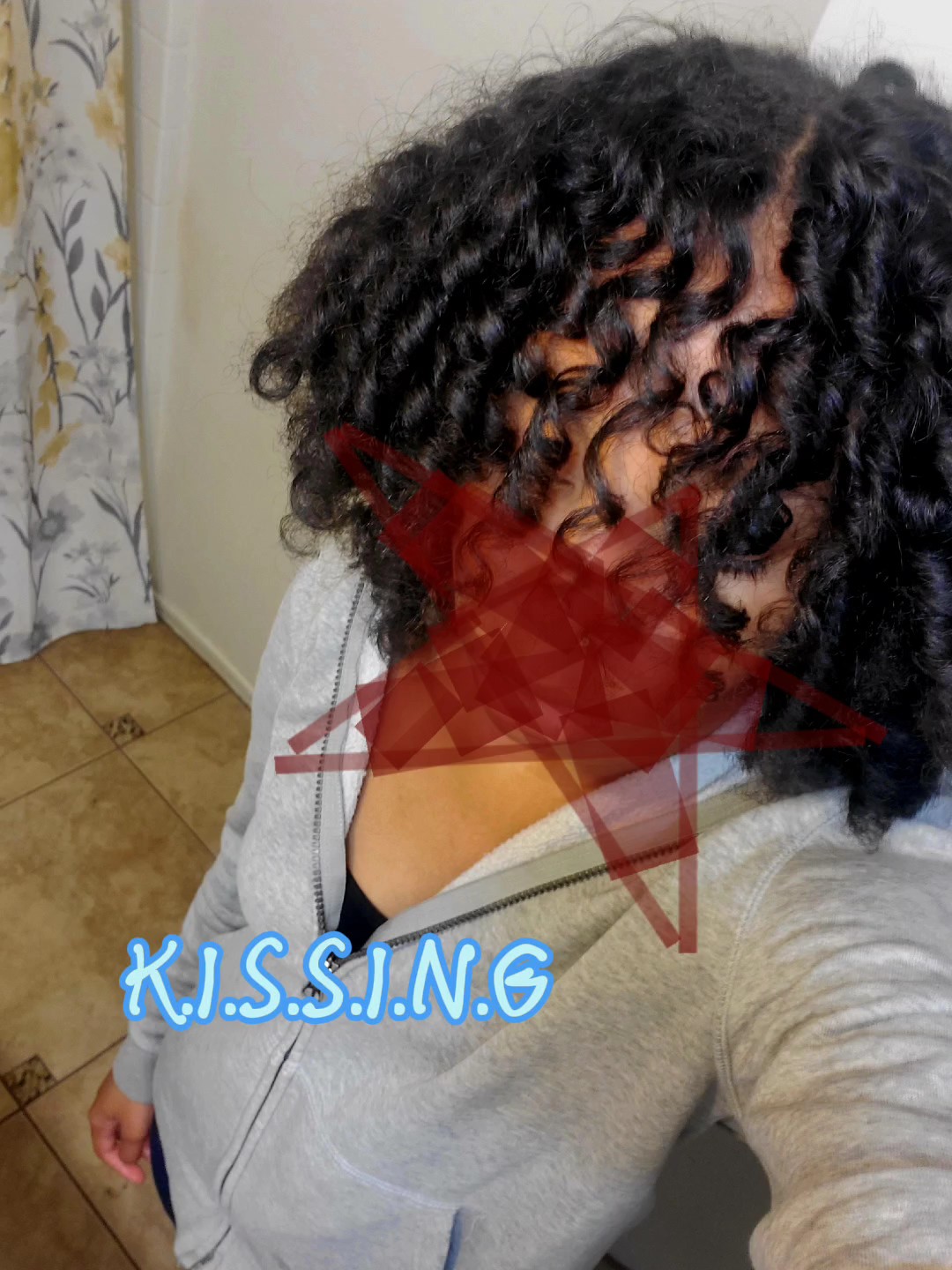 k.i.s.s.i.n.g