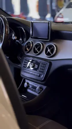 Mercedes Benz a top