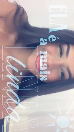 ela é a mais linda 