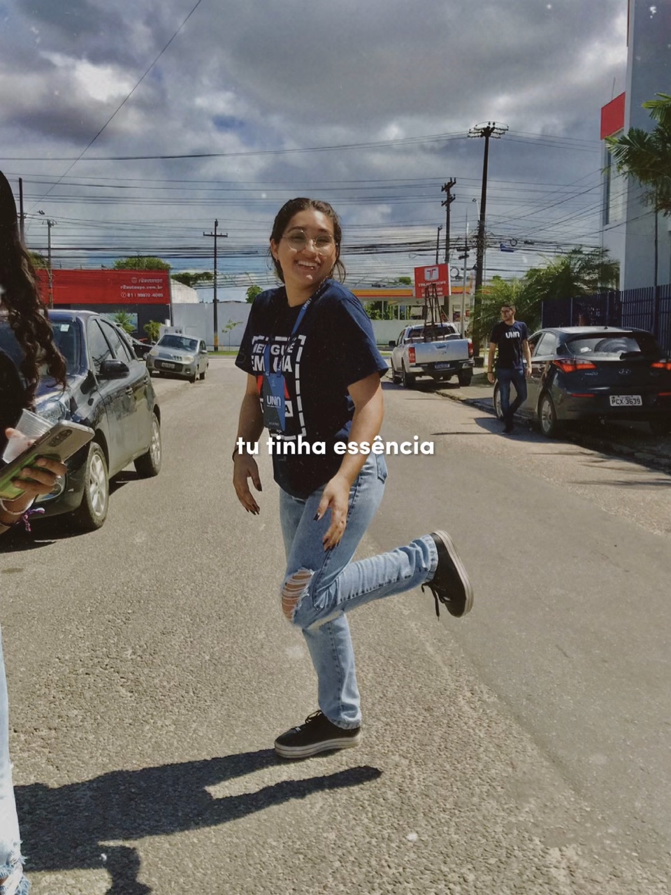 tu tinha essência…