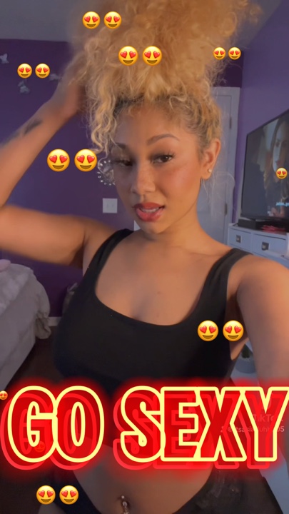 Go sexy 😍