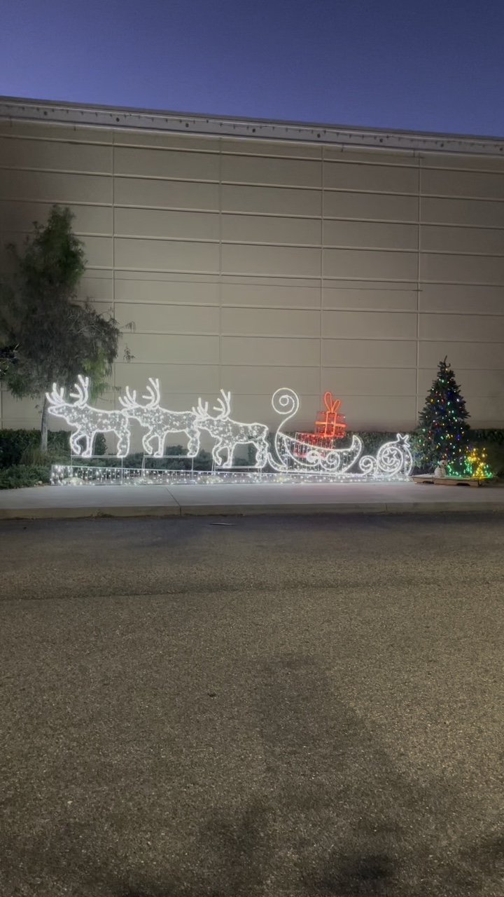 Bass pro Santa 
