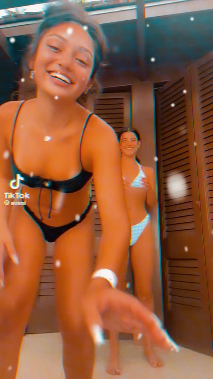Free colored vid!